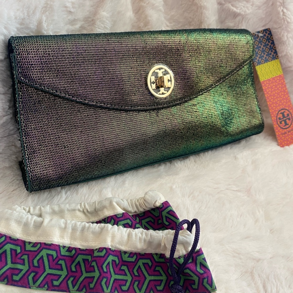 TORY BURCH *NWT* iridescent clutch - Picture 2 of 6